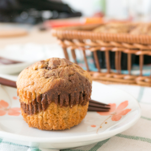 Peanut Butter and Chocolate Mini Cakes / Cakelets