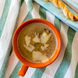 Creamy and Chunky Mushroom Soup