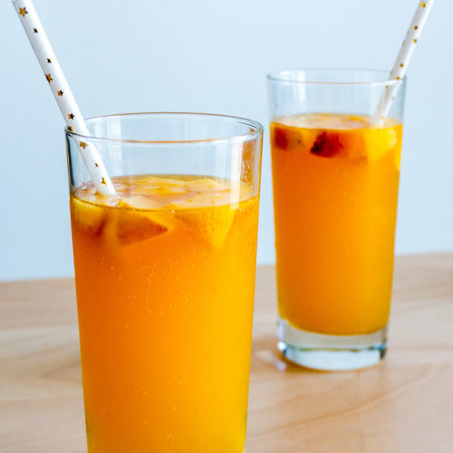 Peach Moscato [Refreshing, Fizzy and Just in Time for Summer!]